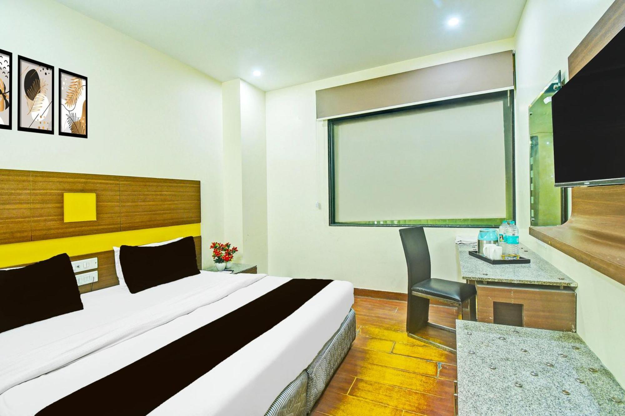 Super Townhouse Amrapali Circle Formerly Hotel Aqua ジャイプール エクステリア 写真